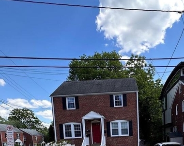 4820 9th Street N - Photo Thumbnail 1