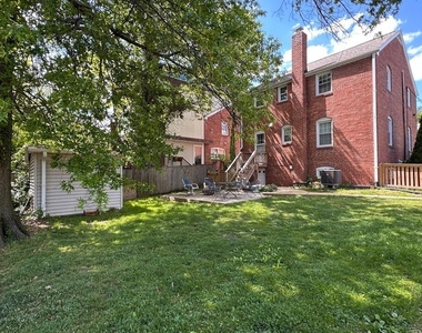 4820 9th Street N - Photo Thumbnail 3