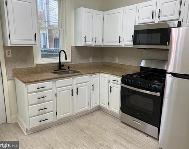 823 N Hutton Street - Photo Thumbnail 7