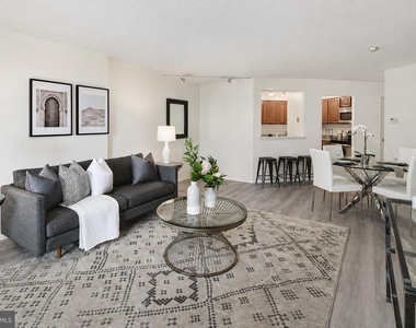 1420 Locust Street - Photo Thumbnail 1