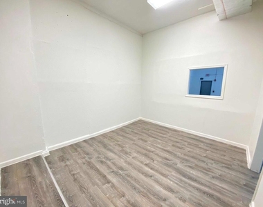 1433 E Vernon Road - Photo Thumbnail 12