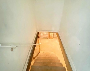 1433 E Vernon Road - Photo Thumbnail 25