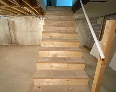 1433 E Vernon Road - Photo Thumbnail 26