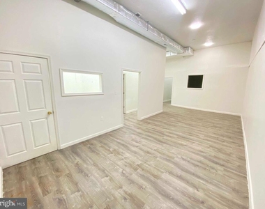 1433 E Vernon Road - Photo Thumbnail 15