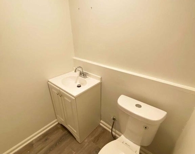 1433 E Vernon Road - Photo Thumbnail 22