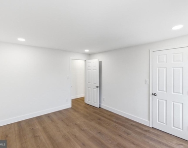 213 Hermitage St - Photo Thumbnail 21