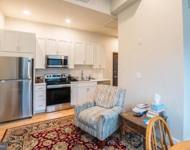 1300 S 19th Street - Photo Thumbnail 2