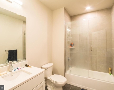 1300 S 19th Street - Photo Thumbnail 9