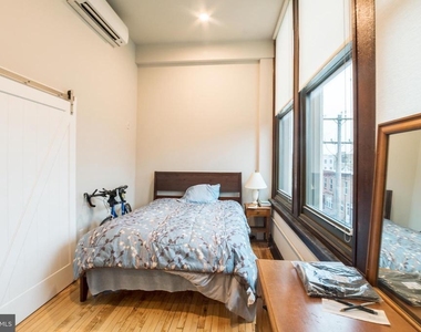 1300 S 19th Street - Photo Thumbnail 6