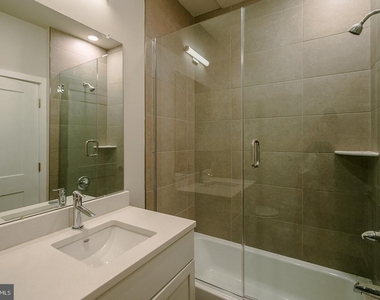 1300 S 19th Street - Photo Thumbnail 5
