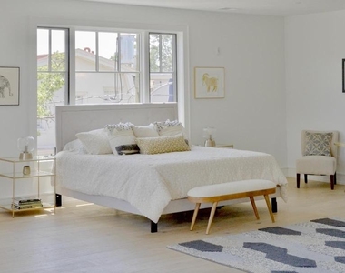 8100 Germantown Avenue - Photo Thumbnail 8
