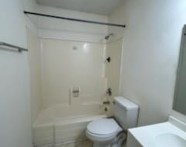 2236 Delta Drive - Photo Thumbnail 5