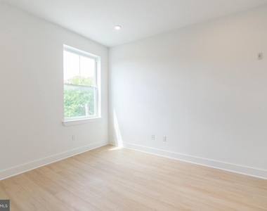 4408 Lancaster Avenue - Photo Thumbnail 14