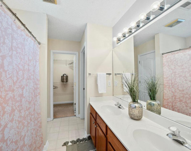 418 Bergen Avenue - Photo Thumbnail 10