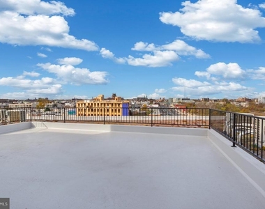2046 E Lehigh Avenue - Photo Thumbnail 25