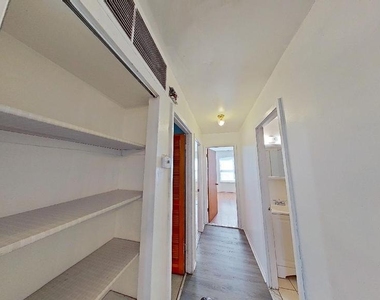 6335 Tulip Street - Photo Thumbnail 4