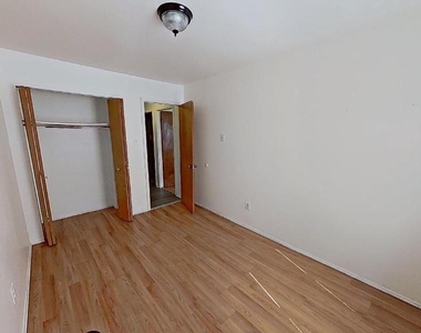 6335 Tulip Street - Photo Thumbnail 8