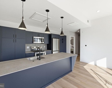 1705 N American Street - Photo Thumbnail 7