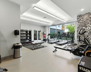 2110 E Norris Street - Photo Thumbnail 15
