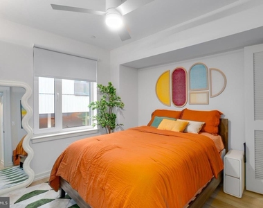 2009 N Howard Street - Photo Thumbnail 4