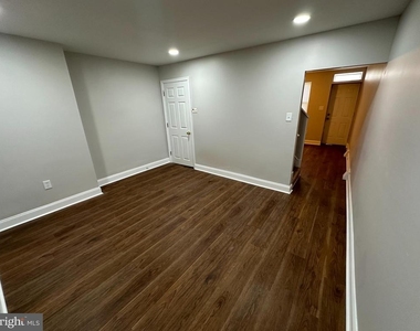 3380 Agate Street - Photo Thumbnail 7