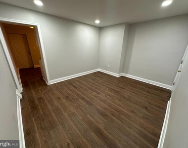 3380 Agate Street - Photo Thumbnail 4