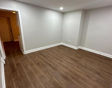 3380 Agate Street - Photo Thumbnail 5