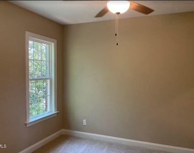 144 Tuska Hills Drive - Photo Thumbnail 5