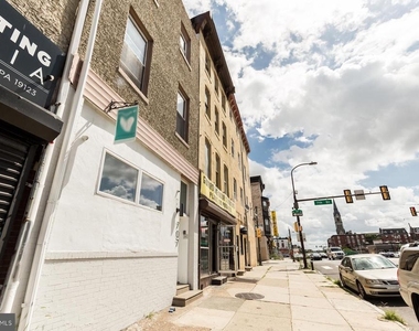 707 W Girard Avenue - Photo Thumbnail 31