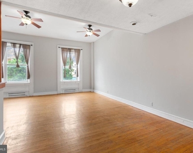 707 W Girard Avenue - Photo Thumbnail 3