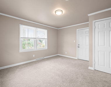 401 Moline Street - Photo Thumbnail 7