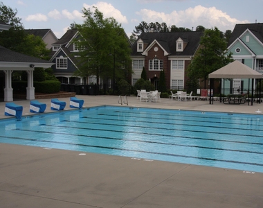 1013 Semora Lane - Photo Thumbnail 29