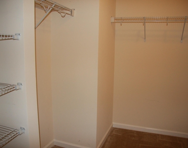 1013 Semora Lane - Photo Thumbnail 15
