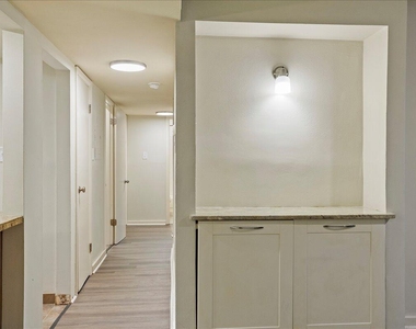 7124 Longstreet Street - Photo Thumbnail 5