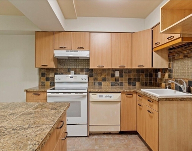 7124 Longstreet Street - Photo Thumbnail 12