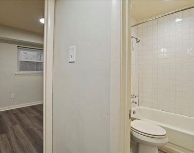 7124 Longstreet Street - Photo Thumbnail 20