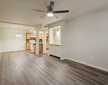 7124 Longstreet Street - Photo Thumbnail 2
