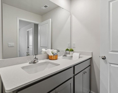24 Red Clover Drive - Photo Thumbnail 33