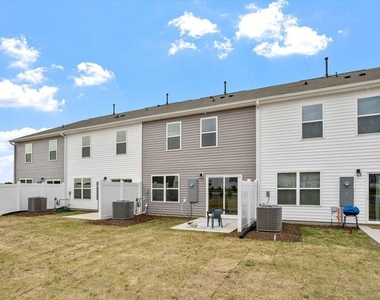 24 Red Clover Drive - Photo Thumbnail 3