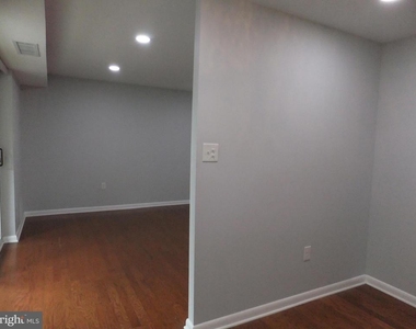1637 Oakwood Drive - Photo Thumbnail 12