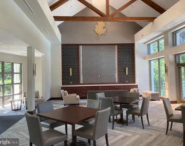 1637 Oakwood Drive - Photo Thumbnail 23