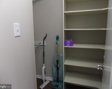 1637 Oakwood Drive - Photo Thumbnail 15