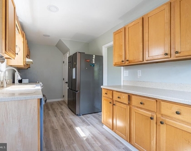 644 Meetinghouse Road - Photo Thumbnail 21