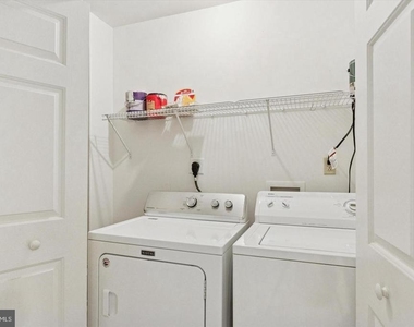 110 W Harmony Drive - Photo Thumbnail 13