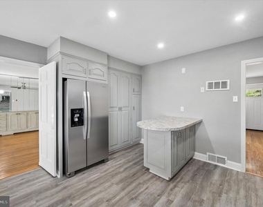 975 Palmers Mill Road - Photo Thumbnail 8