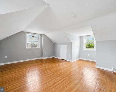 975 Palmers Mill Road - Photo Thumbnail 16