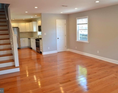 713 Miller Street - Photo Thumbnail 1