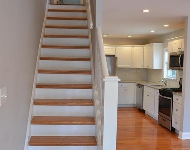 713 Miller Street - Photo Thumbnail 6