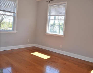 713 Miller Street - Photo Thumbnail 8