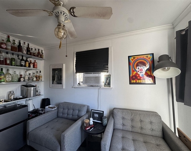 207 Chippendale Ave - Photo Thumbnail 11